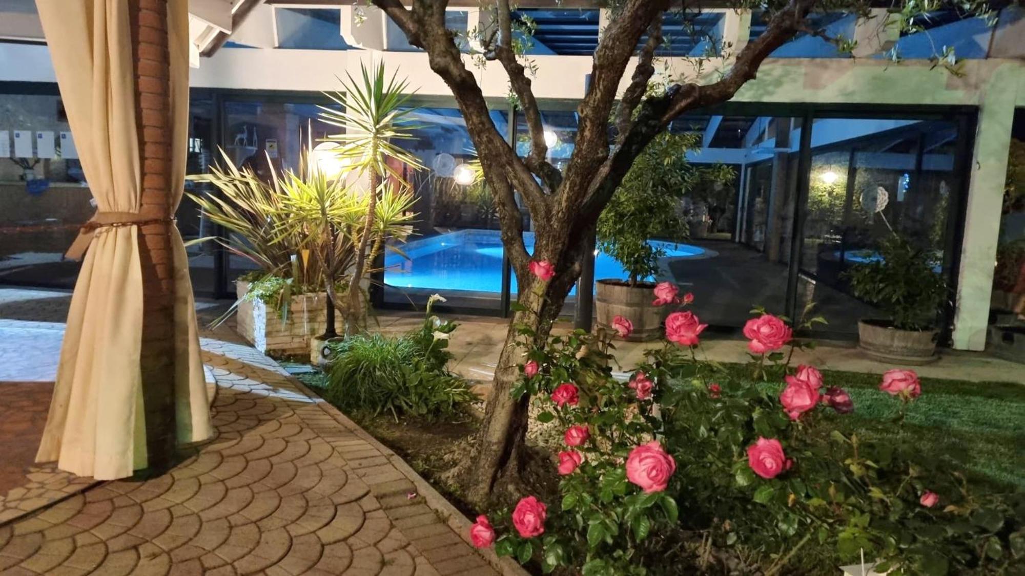 Fontana Oasis Apartments Castelnuovo del Garda Exterior foto