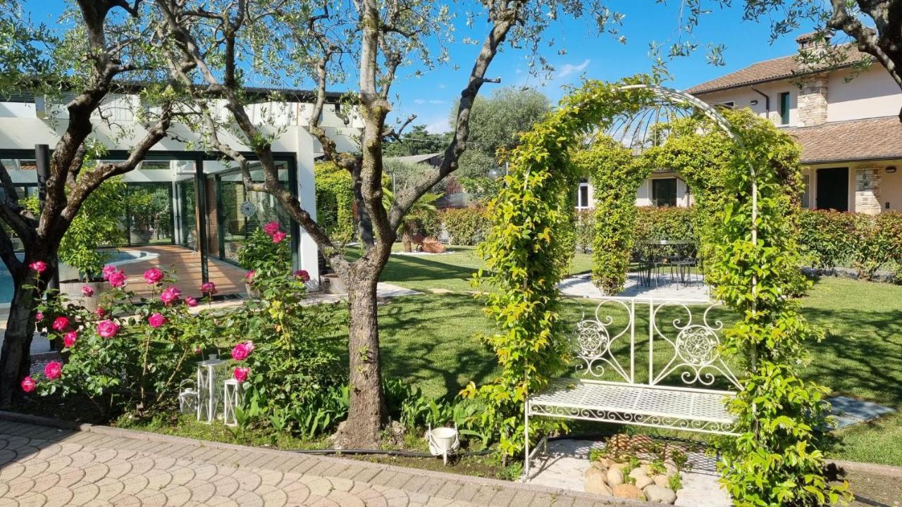 Fontana Oasis Apartments Castelnuovo del Garda Exterior foto